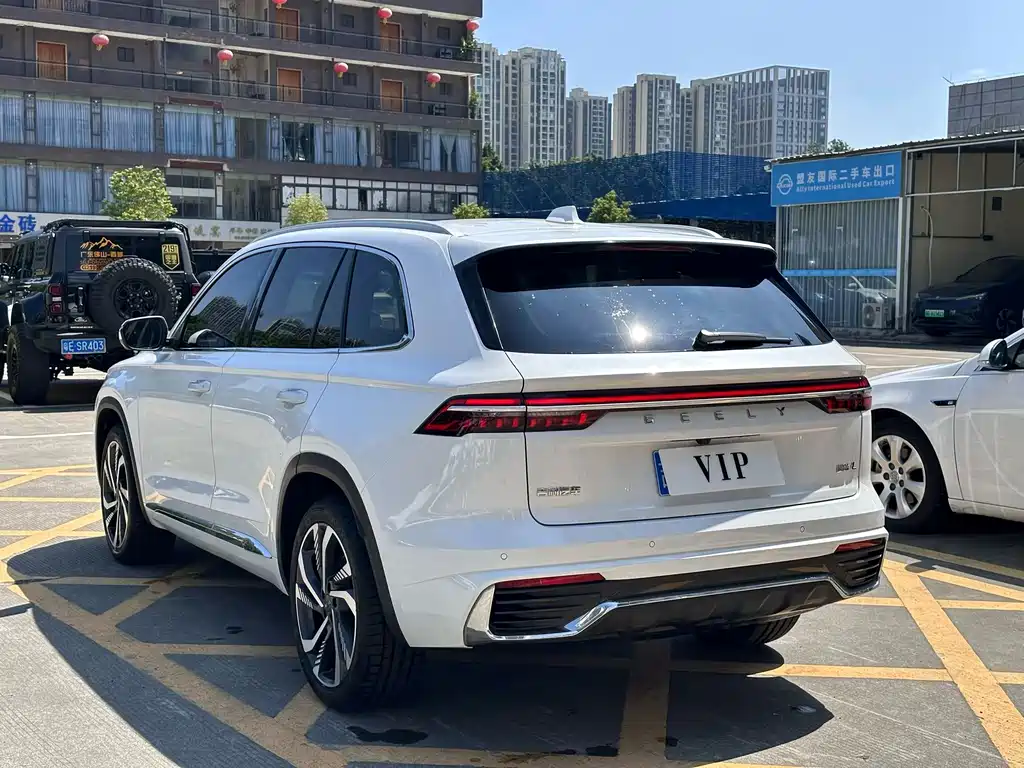 Geely Xingyue L 2023 — фото 9