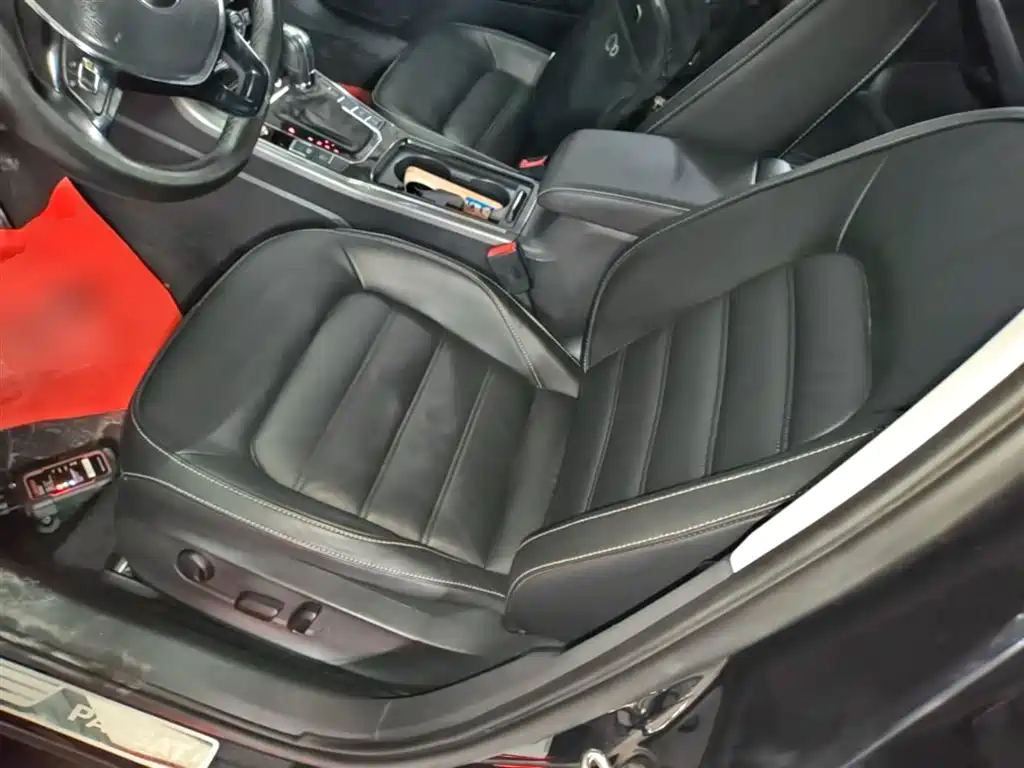 Volkswagen Passat 2018 — фото 15