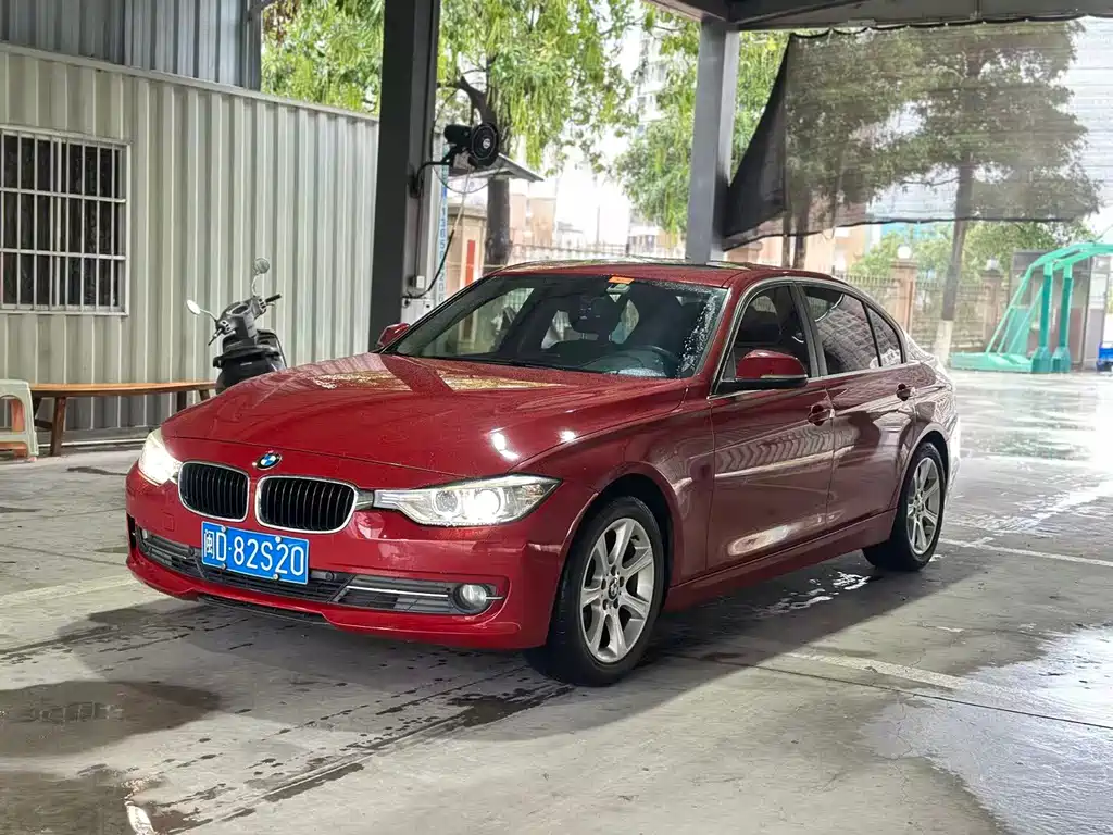 BMW 3 Series 2014 — фото 1