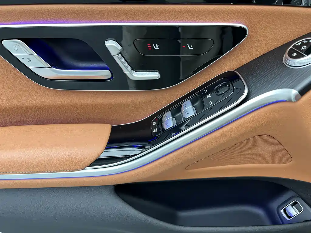 Mercedes-Benz S-Class 2025 — фото 4