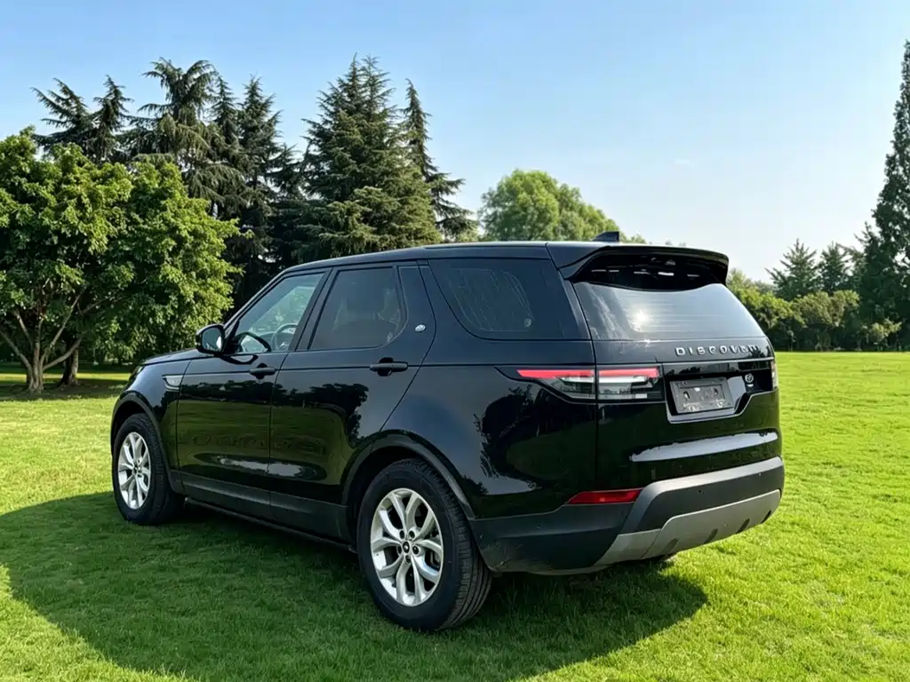 Land Rover Discovery 2018 — фото 9