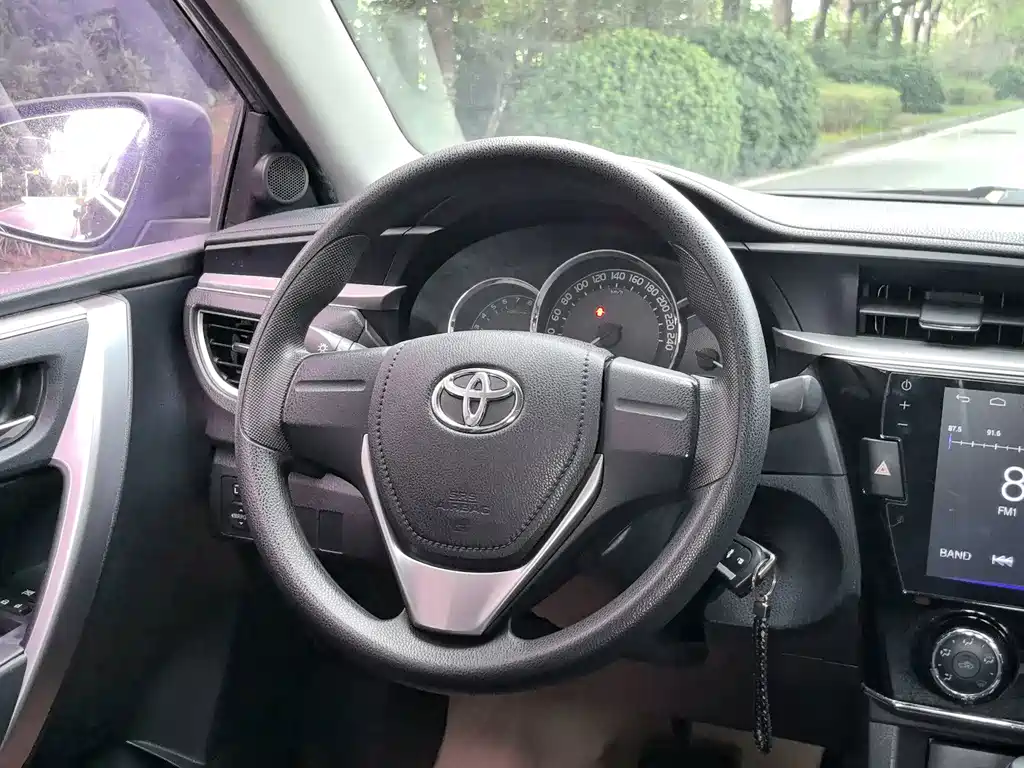 Toyota Corolla 2016 — фото 13