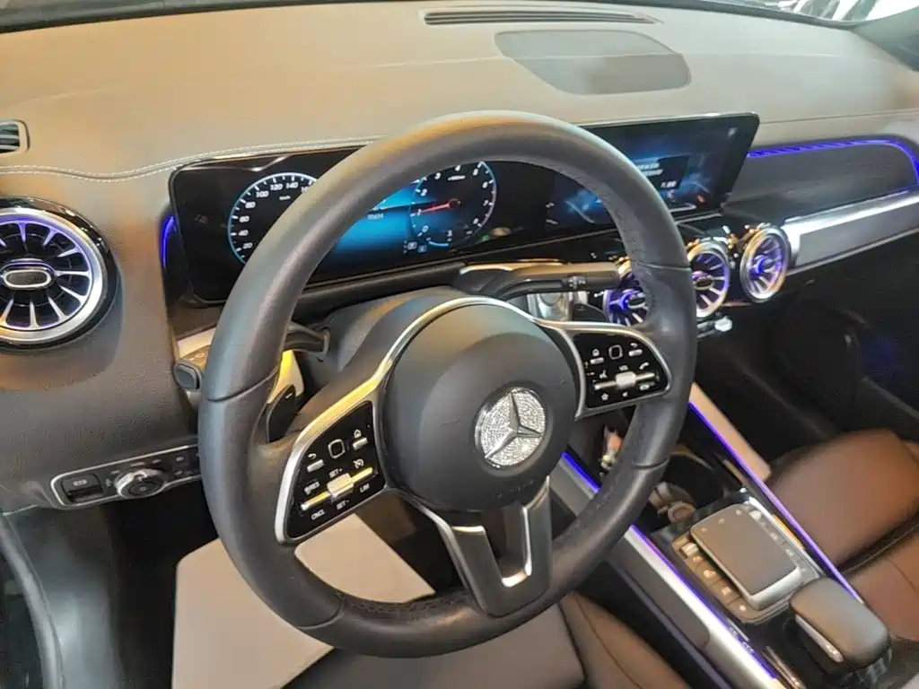 Mercedes-Benz GLB 2021 — фото 10