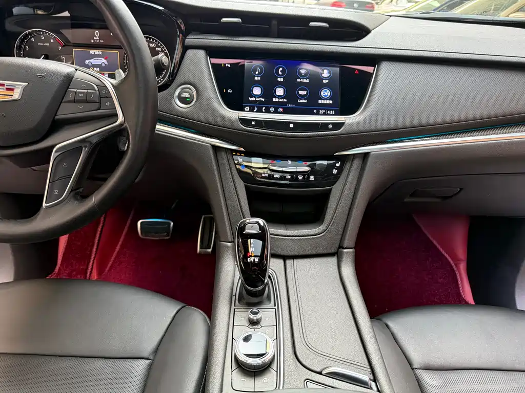 Cadillac XT5 2021 — фото 16