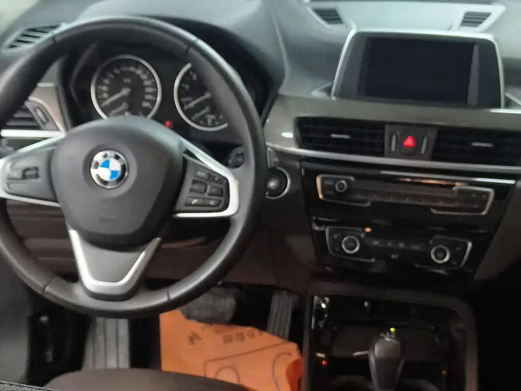 BMW X1 2019 — фото 10