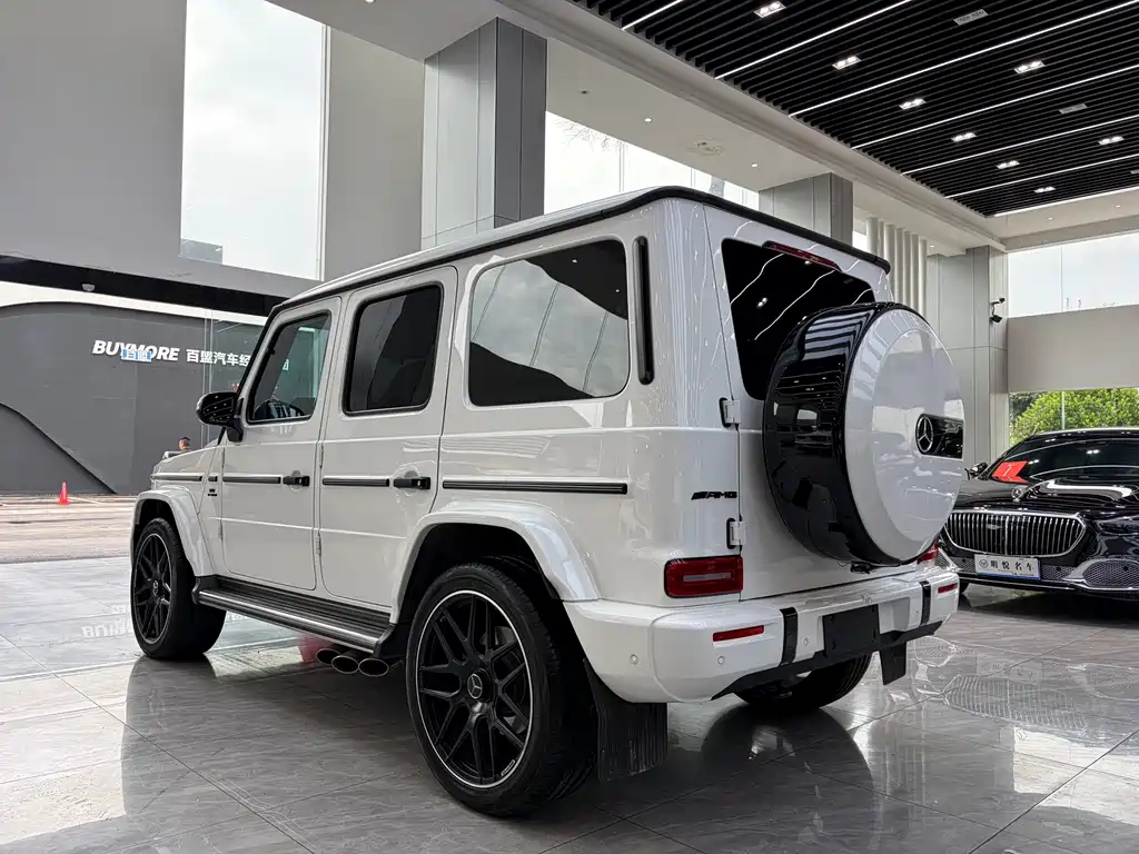 Mercedes-Benz G-Class 2024 — фото 12