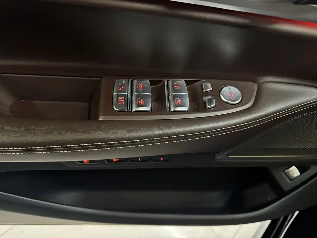 BMW 7 Series 2020 — фото 13