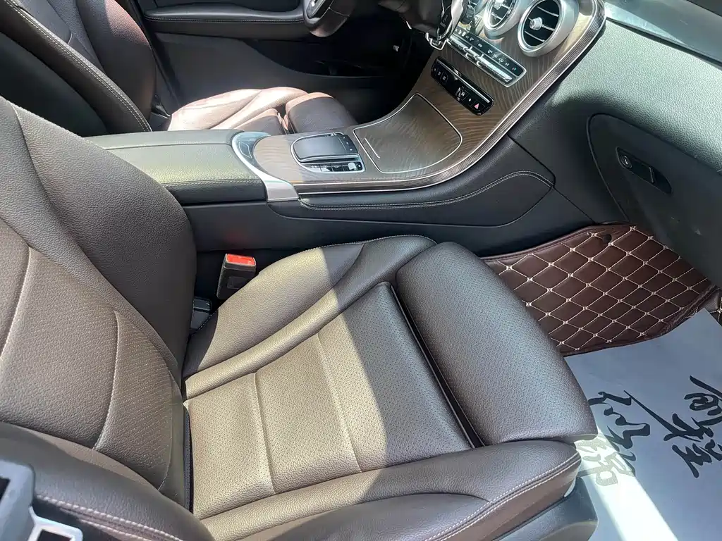 Mercedes-Benz GLC 2019