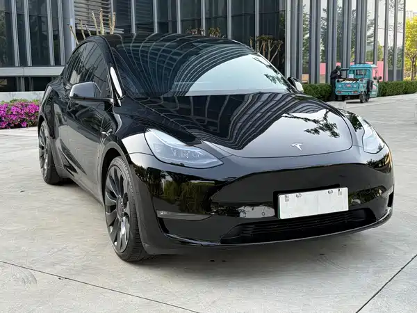 Tesla Model Y 2022