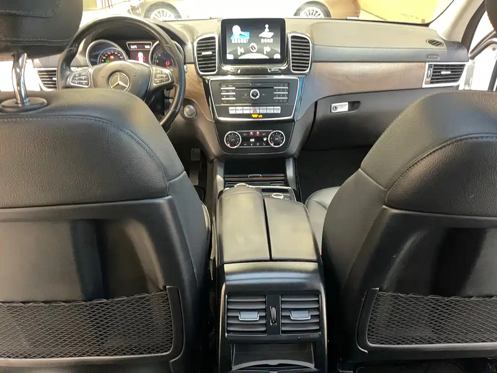 Mercedes-Benz GLE 2017 — фото 10