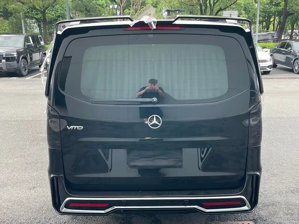 Mercedes-Benz Vito 2022 — фото 22