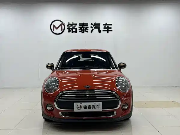 MINI MINI 2019