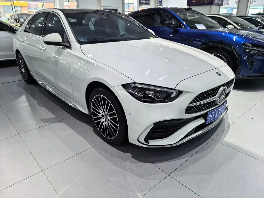 Mercedes-Benz C-Class 2022