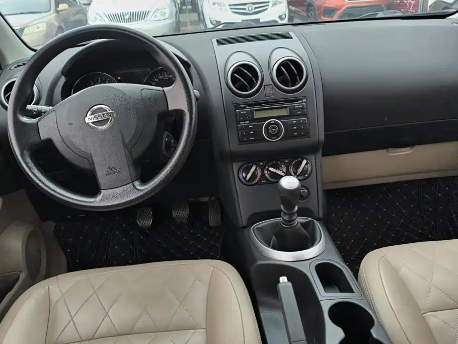 Nissan Qashqai 2013 — фото 12