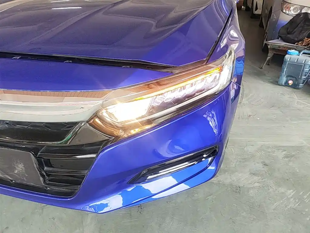 Honda Accord 2019 — фото 24