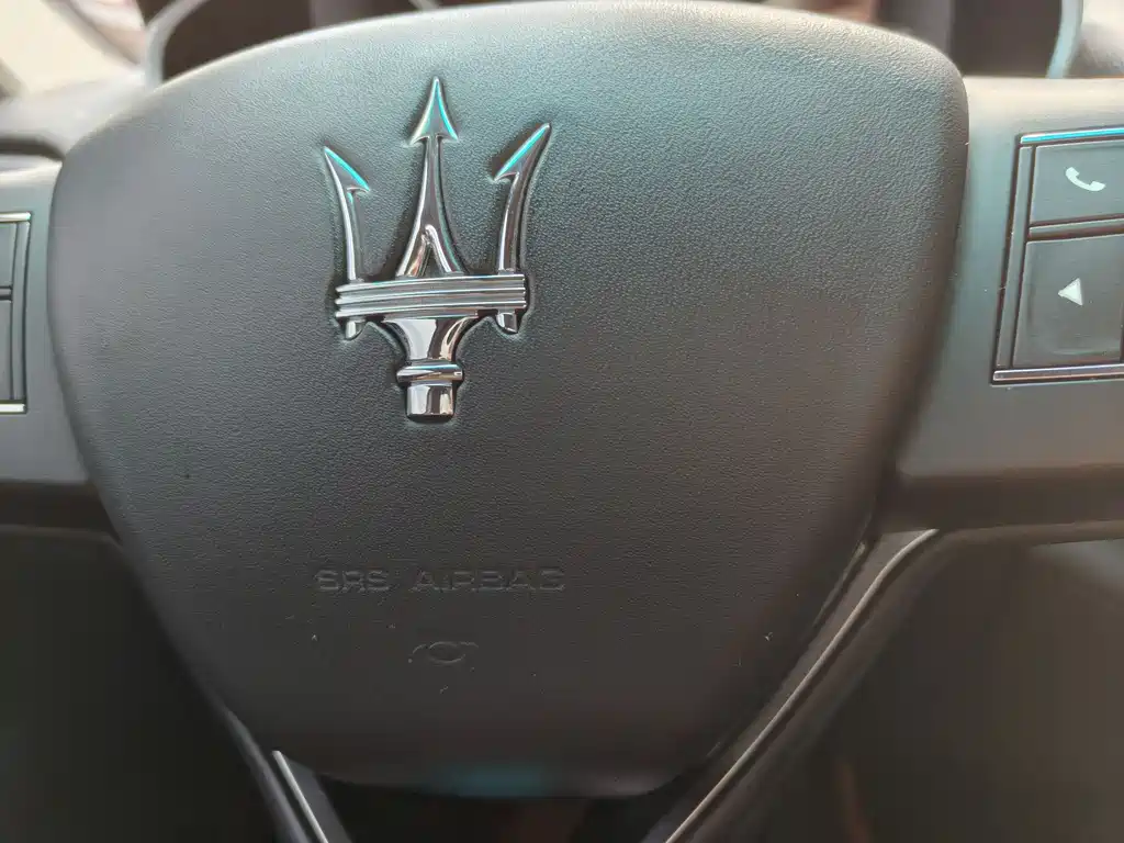Maserati Ghibli 2016 — фото 8