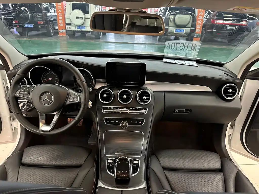 Mercedes-Benz C-Class 2018 — фото 12