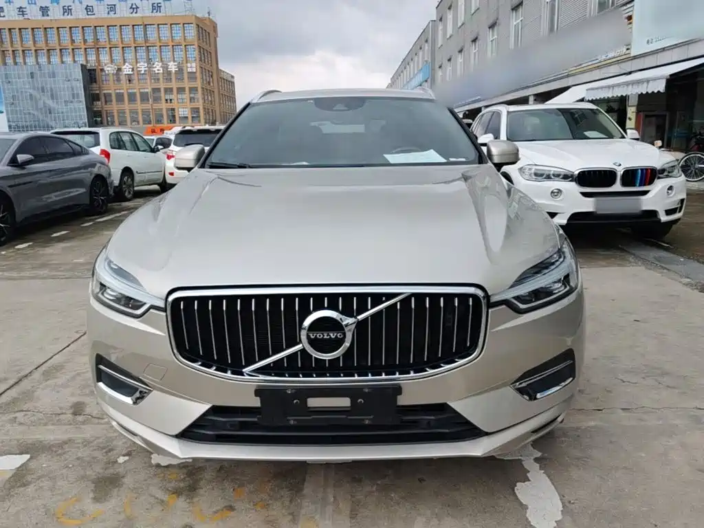 Volvo XC60 2020 — фото 3
