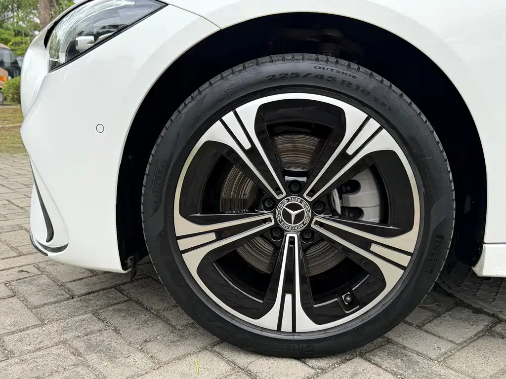 Mercedes-Benz C-Class 2022 — фото 18