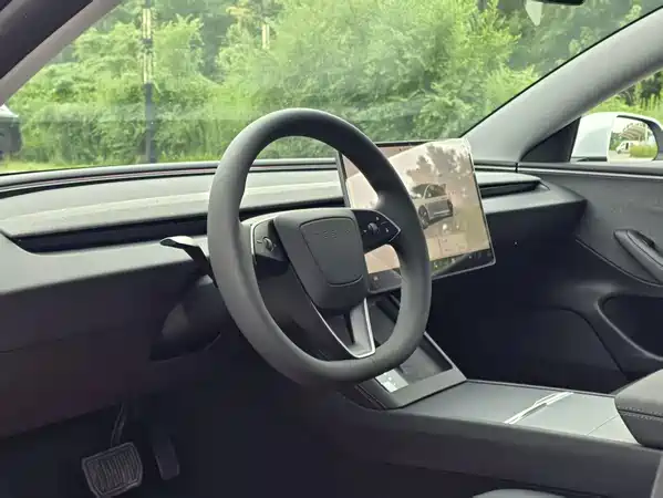 Tesla Model 3 2026