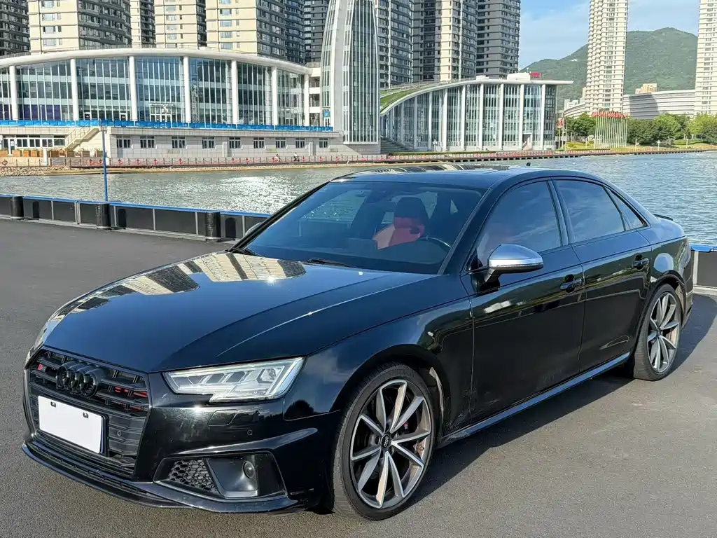 Audi S4 2019