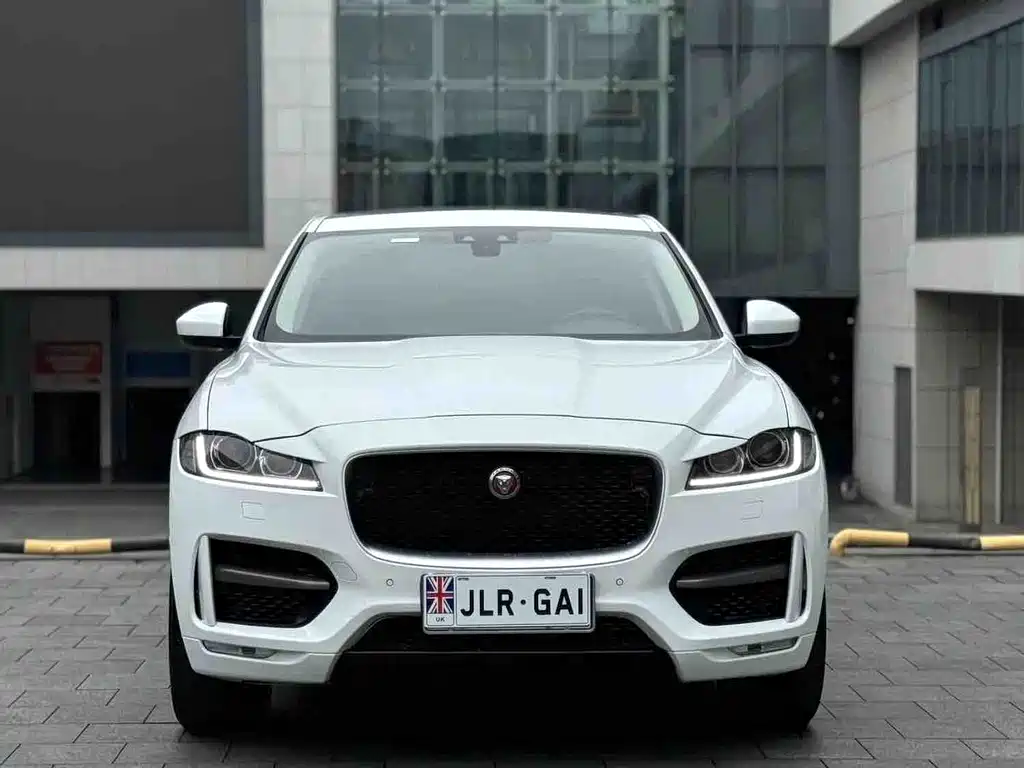 Jaguar F-PACE 2019 — фото 2