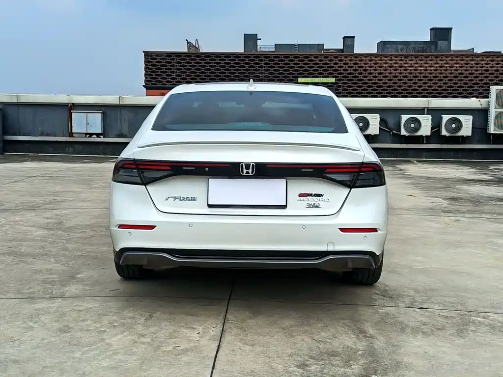 Honda Accord 2023 — фото 5