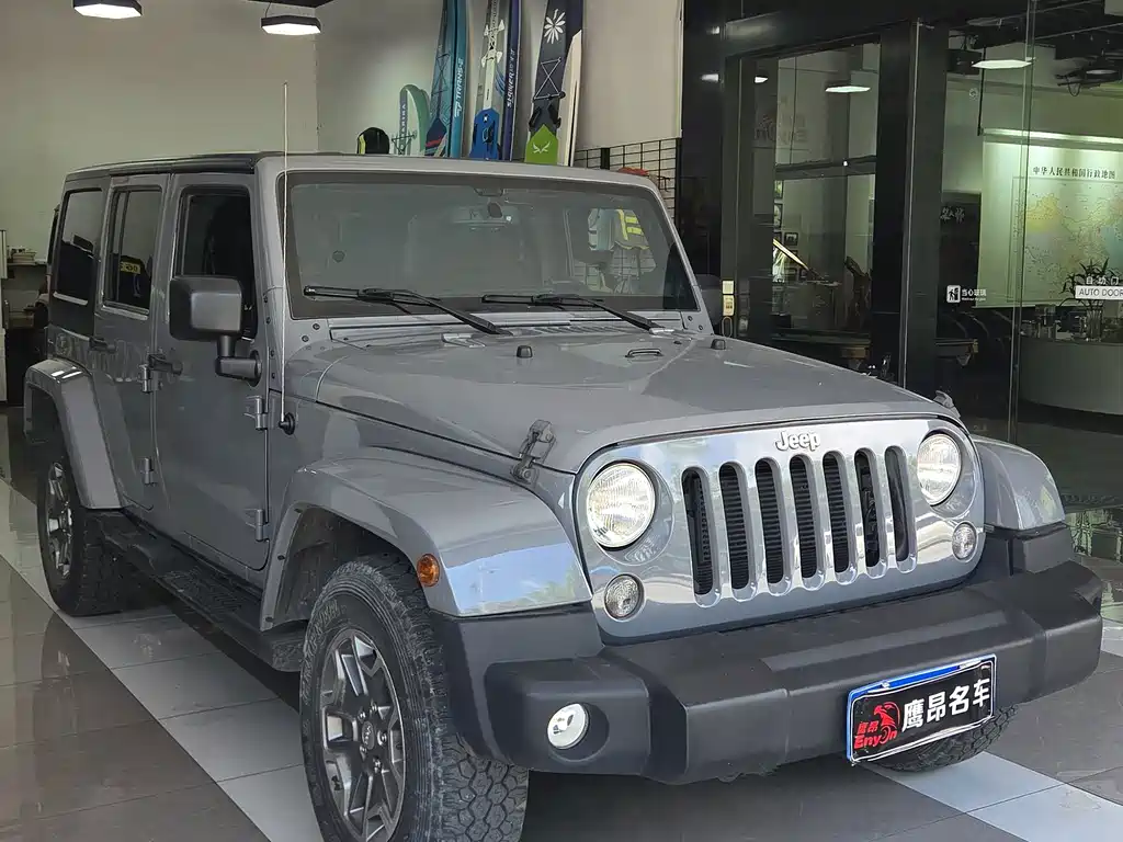 Jeep Wrangler 2014 — фото 3