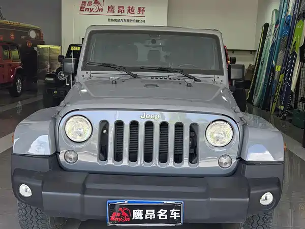 Jeep Wrangler 2014