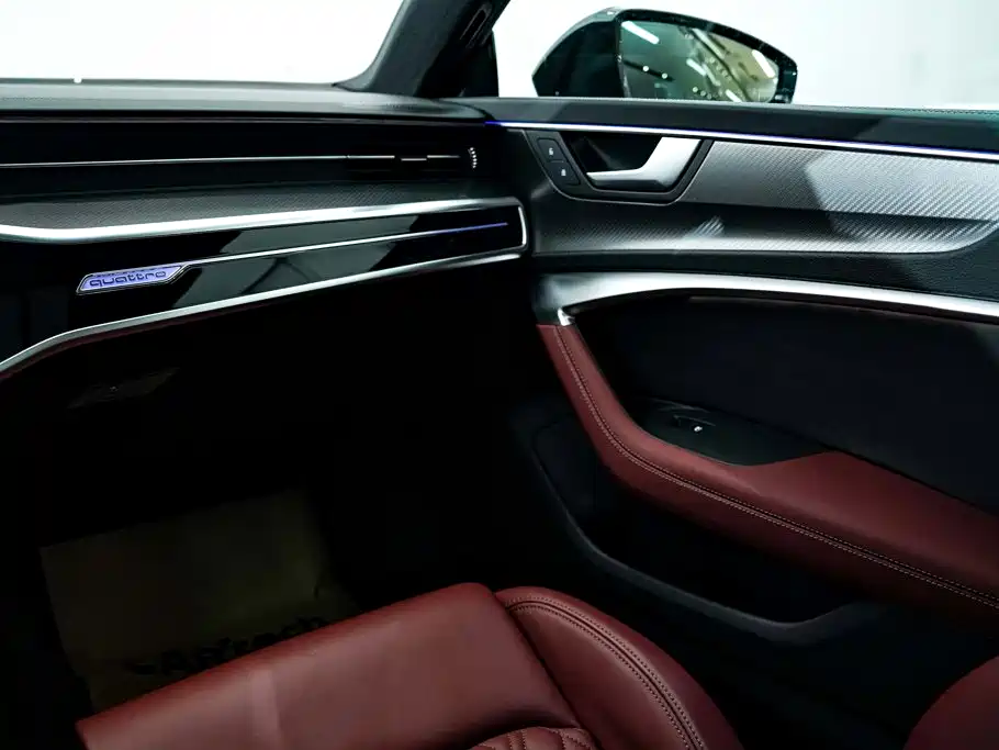 Audi A7L 2024 — фото 27