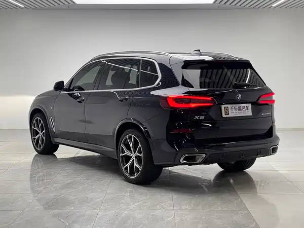 BMW X5 2023