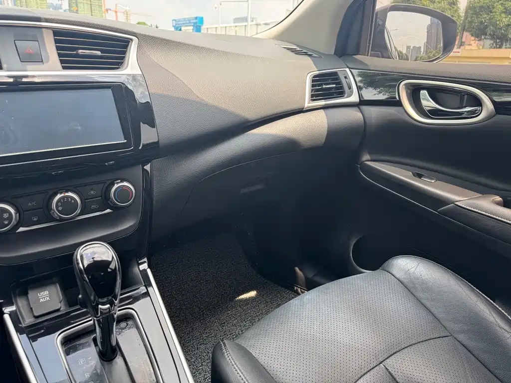 Nissan Sylphy 2018 — фото 14