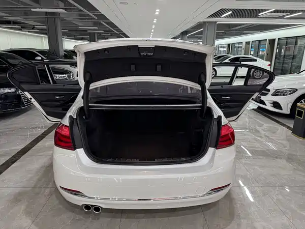 BMW 3 Series 2017