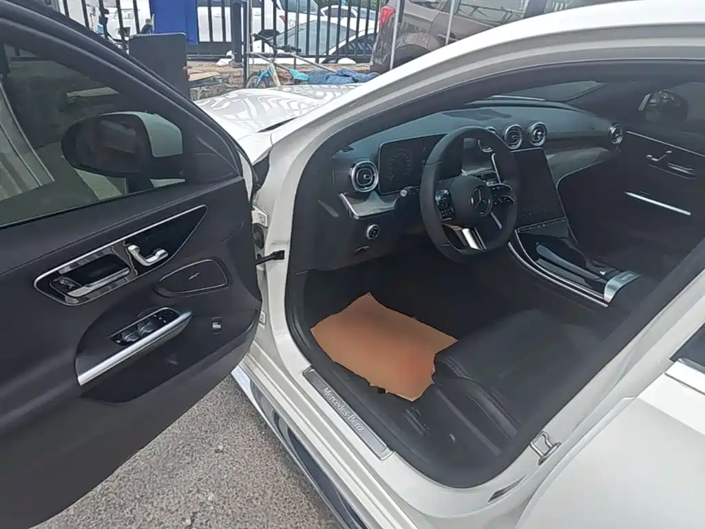 Mercedes-Benz C-Class 2022 — фото 16