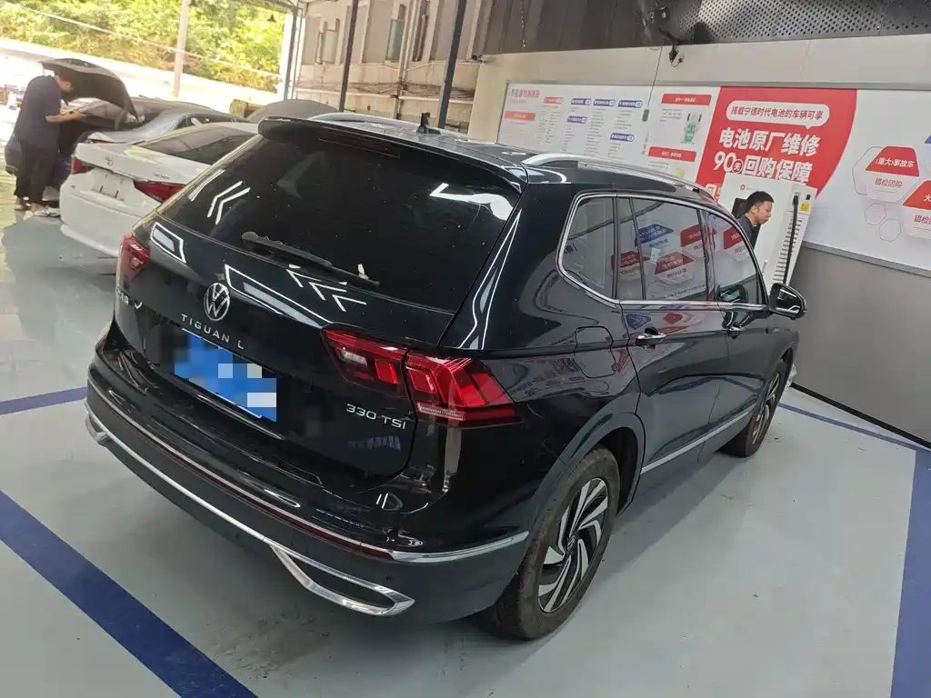 Volkswagen Tiguan L 2024
