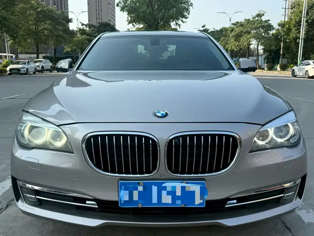 BMW 7 Series 2014 — фото 2