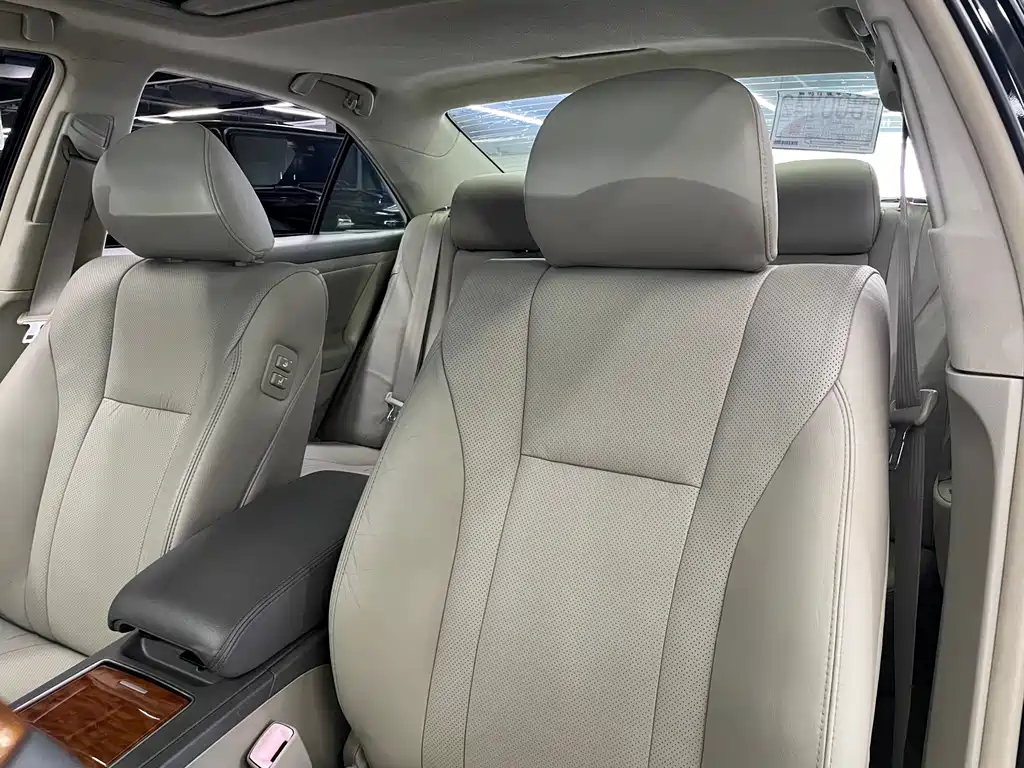 Toyota Camry 2008 — фото 23