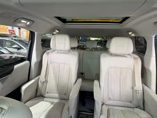 Buick GL8 New Energy 2024