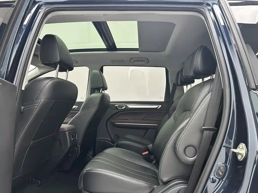 GAC Trumpchi M6 2022 — фото 6