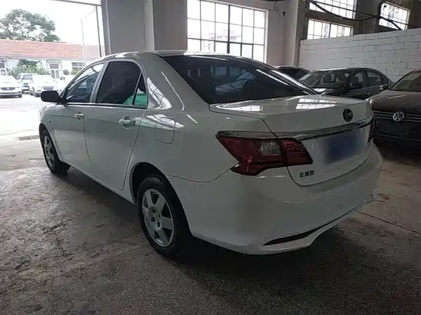 BYD F3 2021