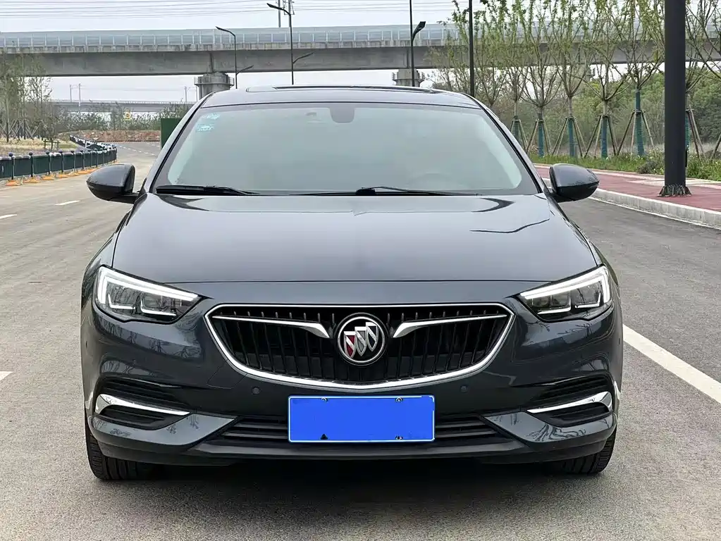 Buick Regal 2020 — фото 2