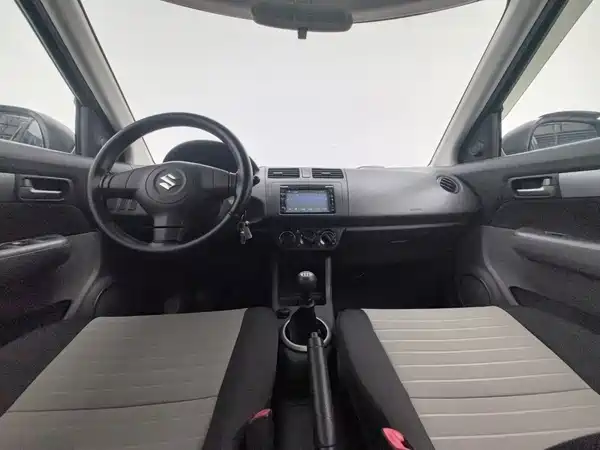 Suzuki Swift 2013