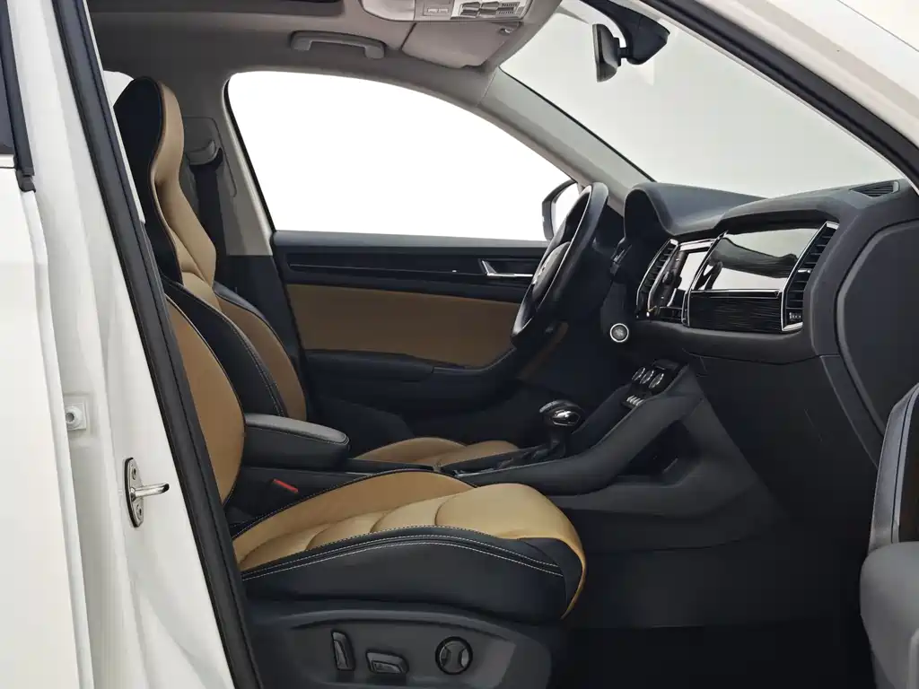 Skoda Kodiaq GT 2020 — фото 10