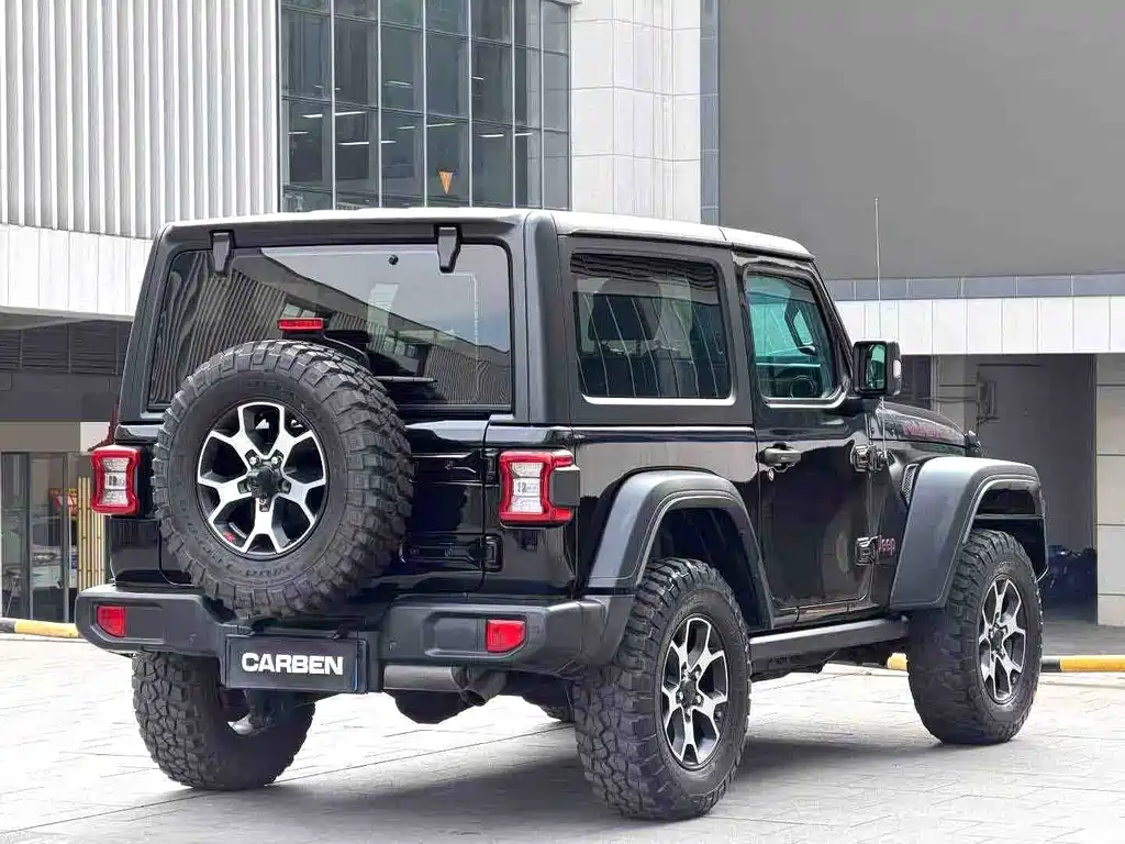 Jeep Wrangler 2023 — фото 9