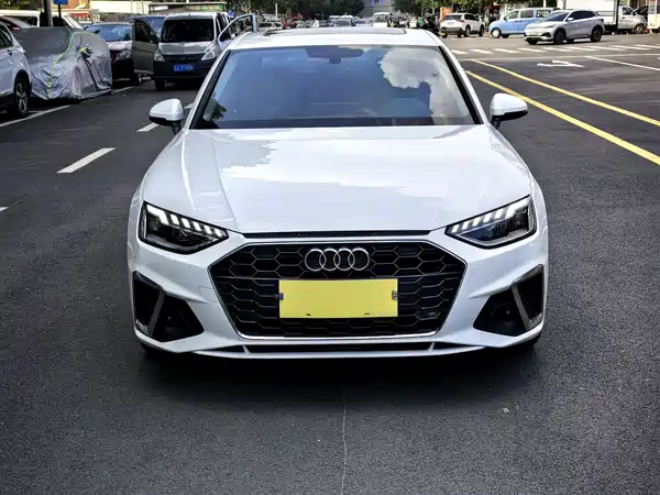 Audi A4L 2021