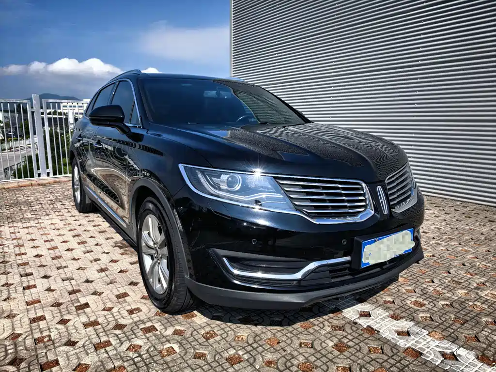 Lincoln MKX 2018 — фото 2