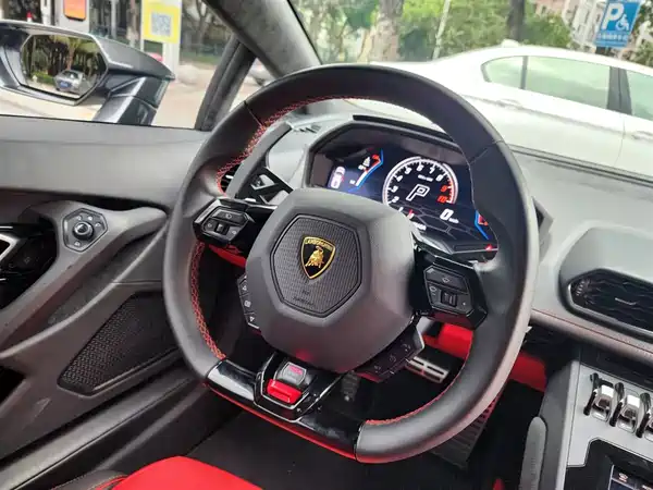 Lamborghini Huracan 2022