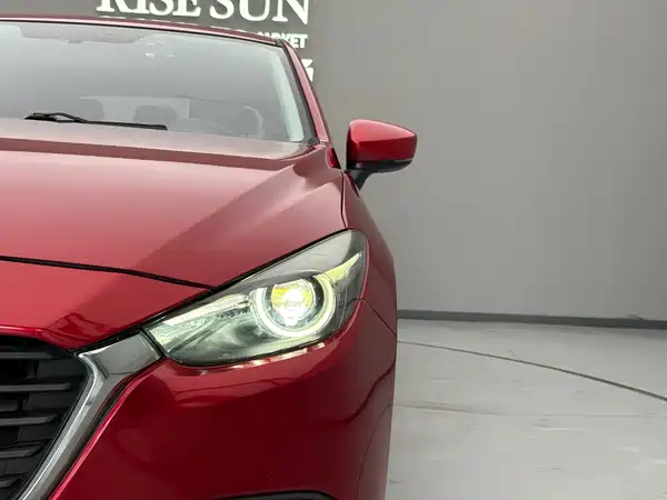Mazda 3 Axela 2019