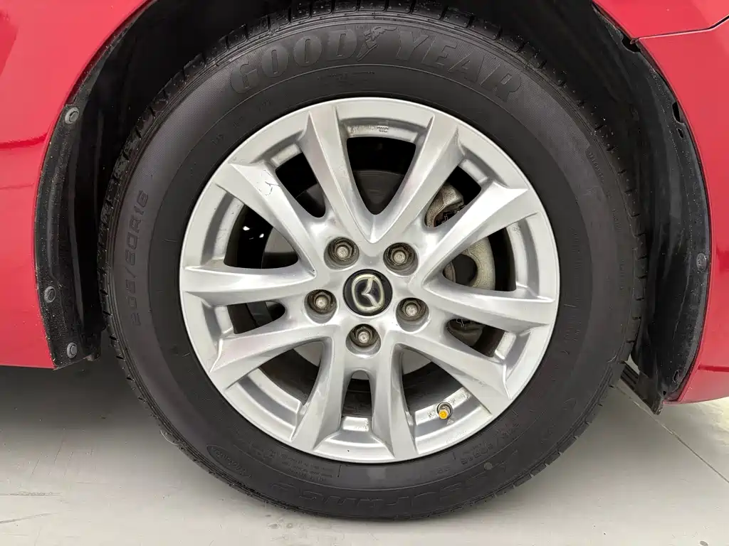 Mazda 3 Axela 2019 — фото 15