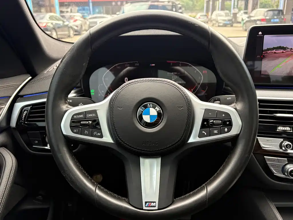 BMW 5 Series 2023